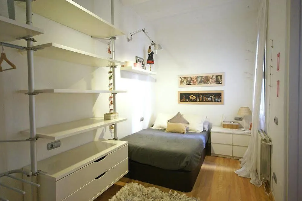 Apartment Flateli Granados Spain