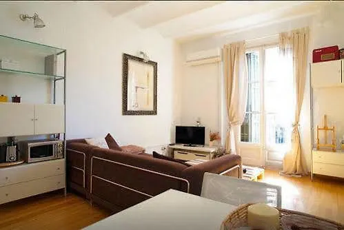 Apartment Flateli Granados Spain